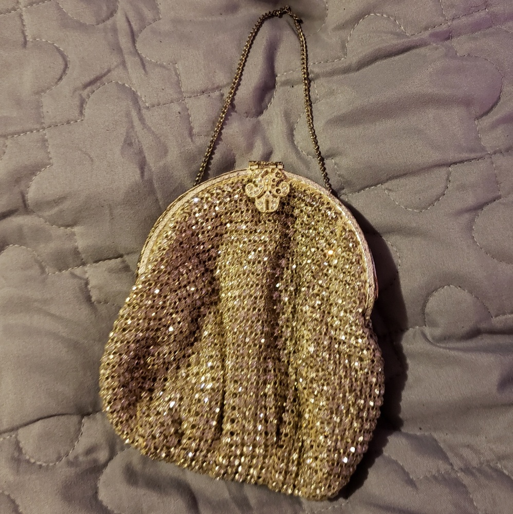 Vintage mesh rhinestone clutch bag